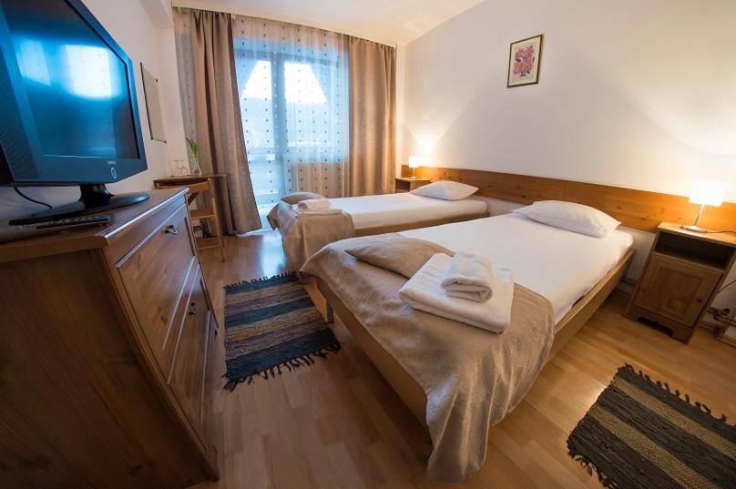 Floarea Soarelui Hotel Cheia  Eksteriør billede