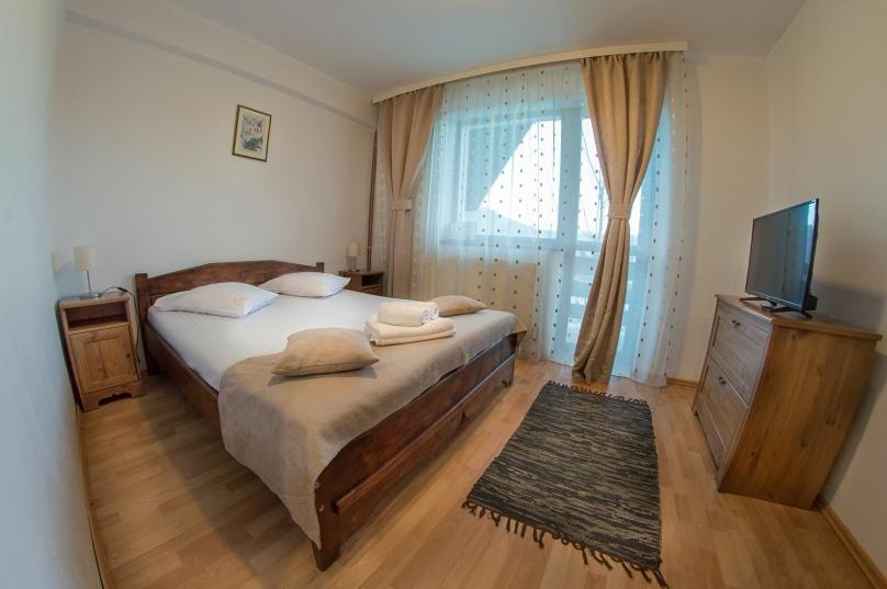 Floarea Soarelui Hotel Cheia  Eksteriør billede